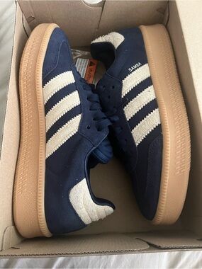 adidas Navy and Cream Retro Low-Top Sneakers